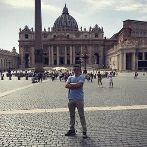 Meet your Posher, Christian